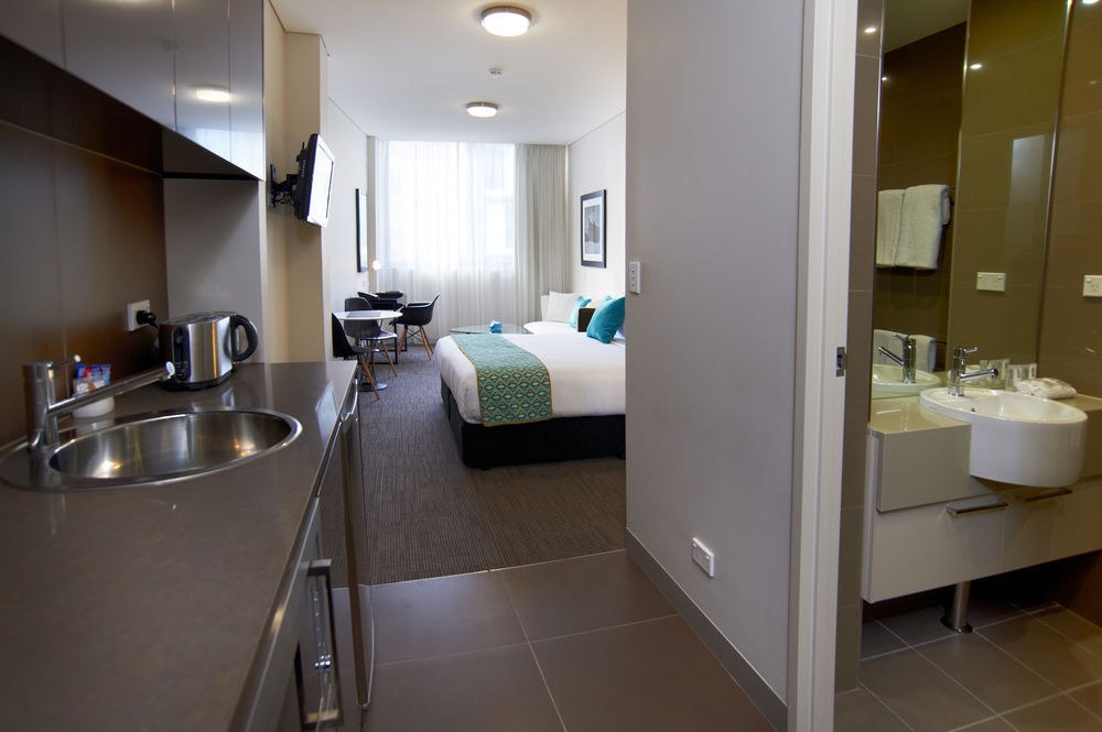 Holiday Inn & Suites Sydney Bondi Junction photo 1