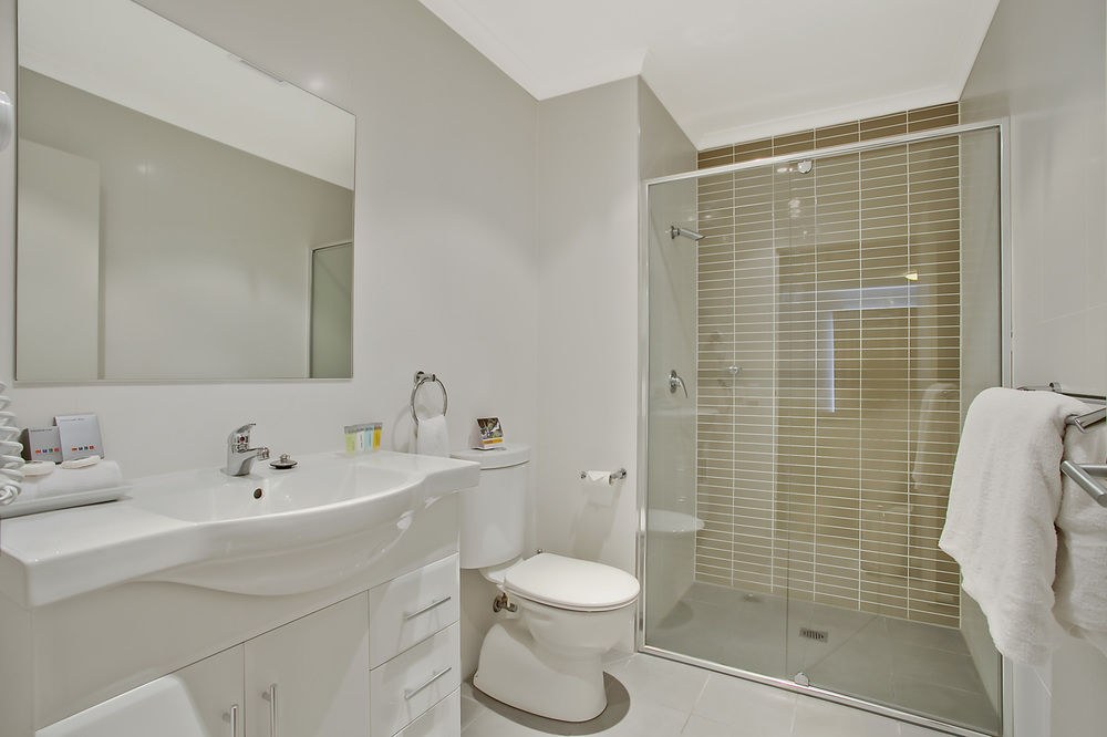 QUALITY SUITES PIONEER SANDS photo 1