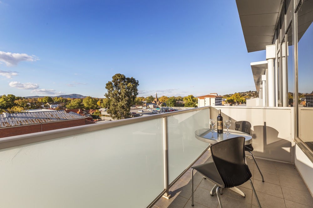 Quest Albury