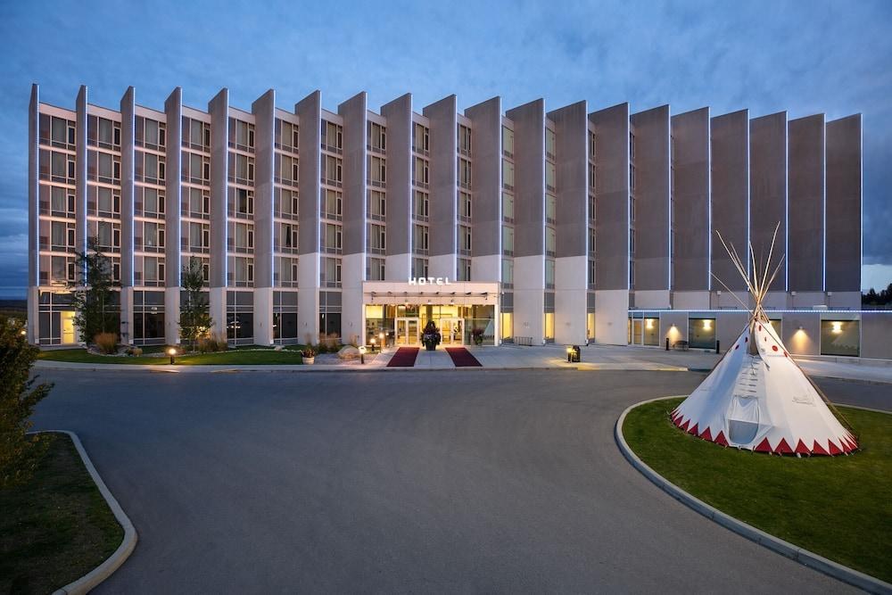 GREY EAGLE RESORT AND CASINO photo 3