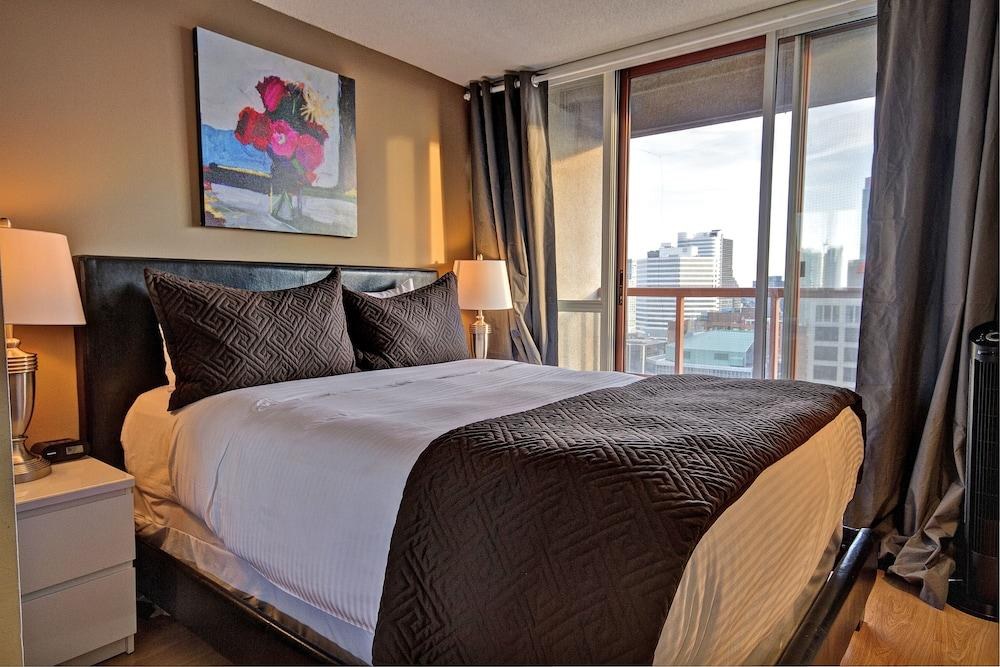 Canada Suites on Bay photo 1