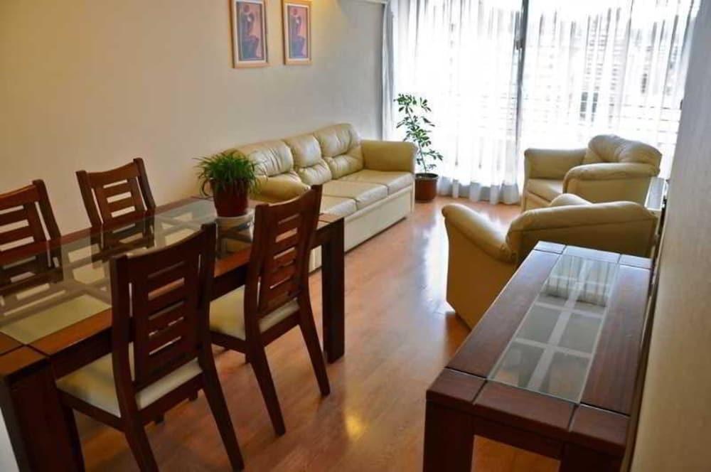 VERSALLES SUITES APART HOTEL photo 3