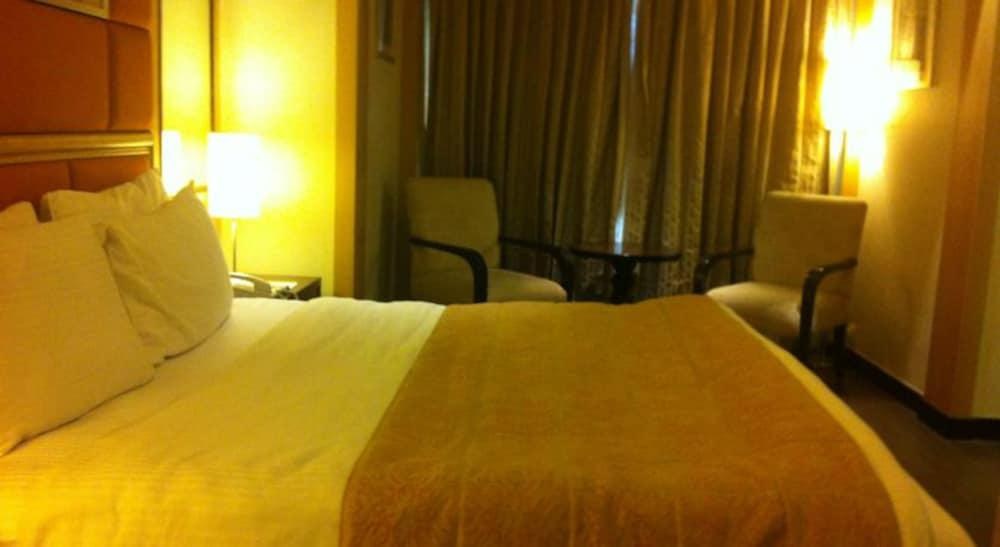 LEMON TREE PREMIER JAIPUR photo 4