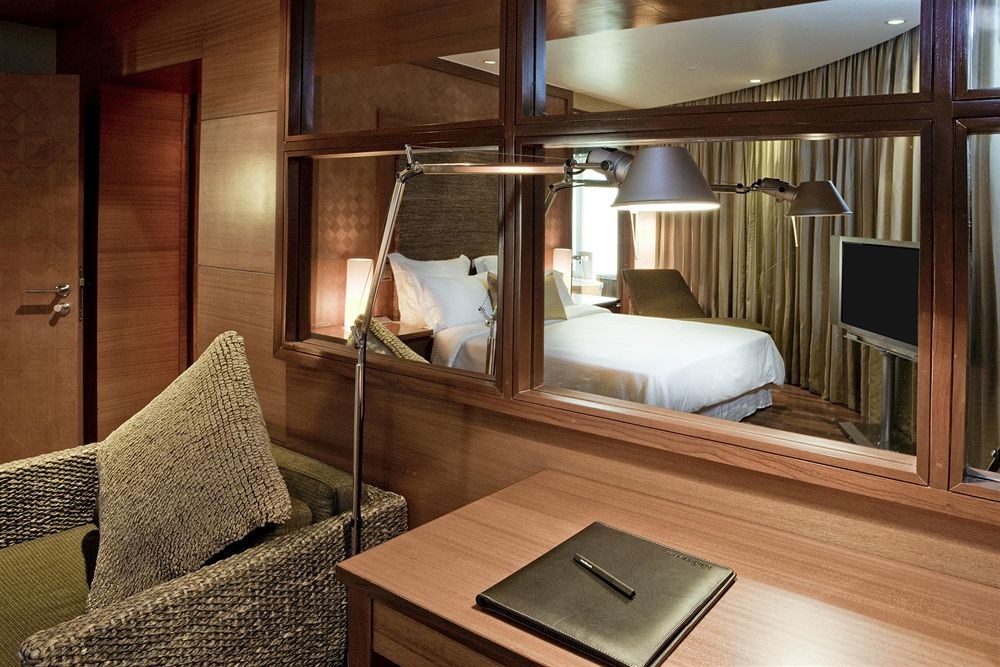 LE MERIDIEN