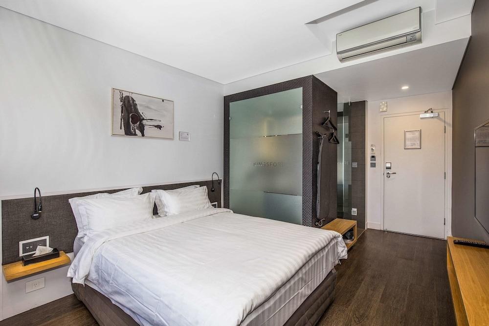 The Kingsford an Ascend Hotel Collection photo 2