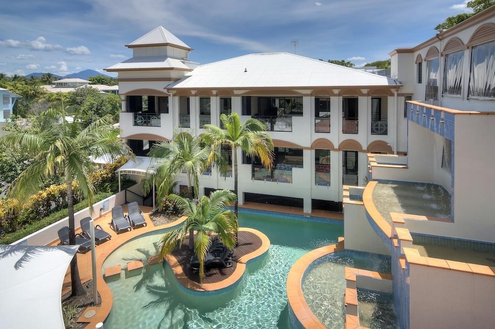 REGAL PORT DOUGLAS photo 2