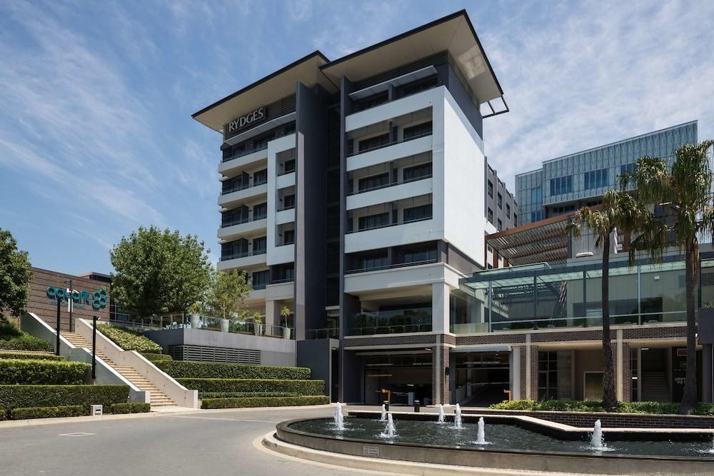 RYDGES CAMPBELLTOWN photo 3
