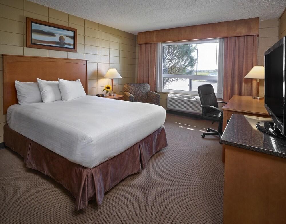BONNYVILLE NEIGHBOURHOOD INN photo 3