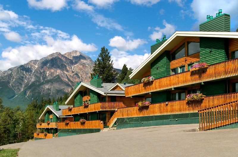 COAST PYRAMID LAKE RESORT photo 4