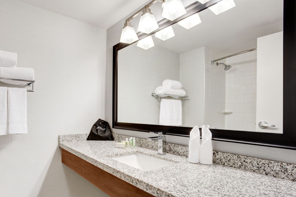 Holiday Inn Ottawa East photo 1