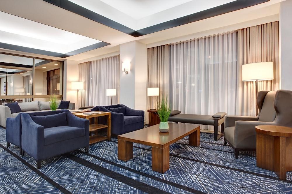 Holiday Inn Ottawa East photo 3