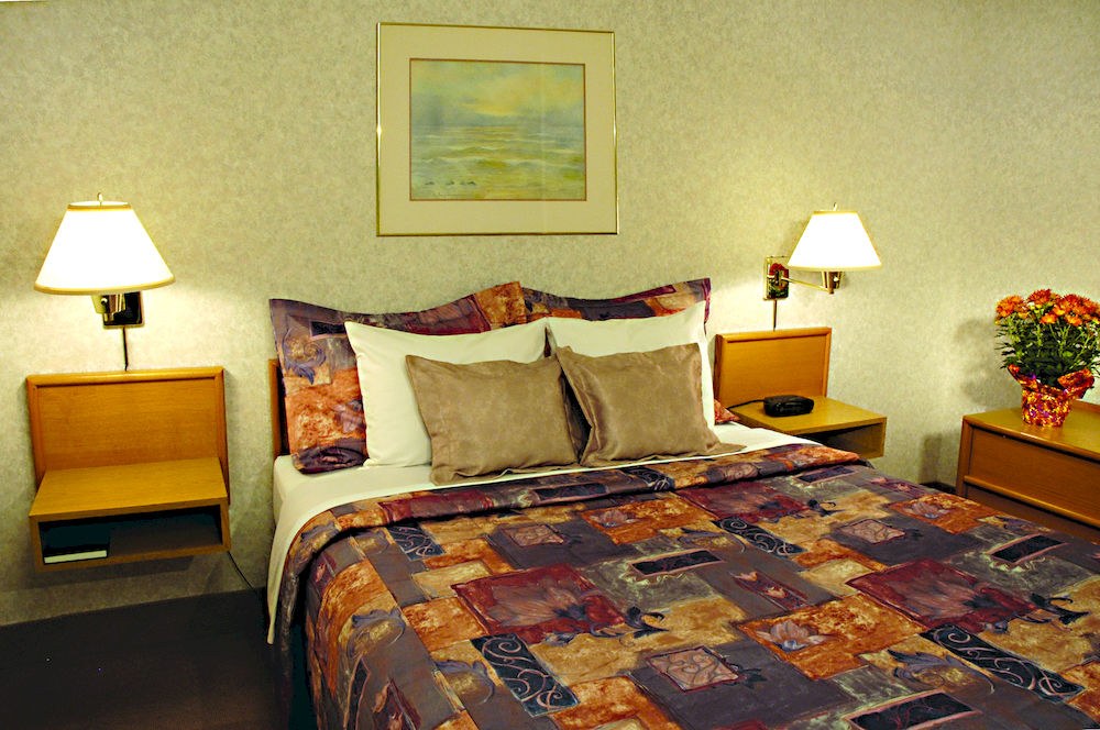 CARTIER PLACE SUITE HOTEL