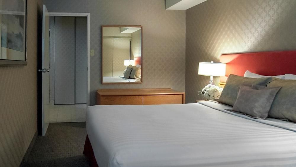 CARTIER PLACE SUITE HOTEL photo 4