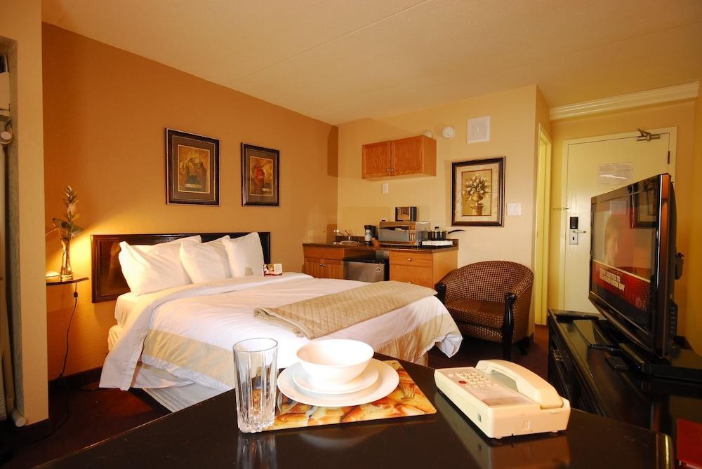 Travelodge By Wyndham Regina photo 3