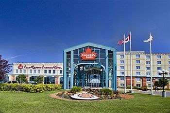 CANAD INNS DESTINATION CENTRE CLUB REGENT CASINO HOTEL photo 2