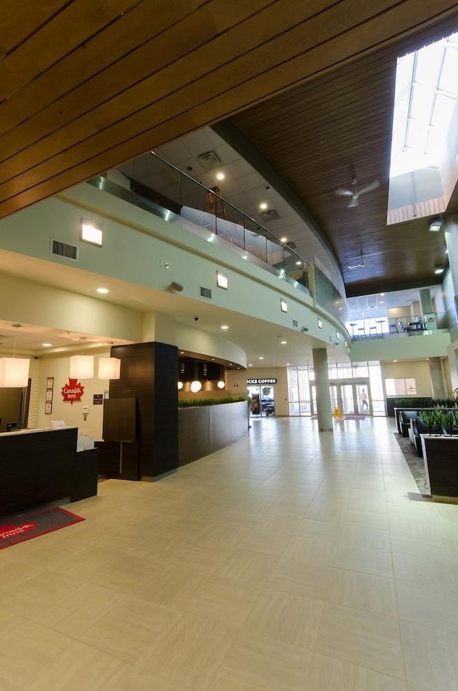 CANAD INNS DESTINATION CENTRE HEALTH SCIENCES CENTRE photo 3