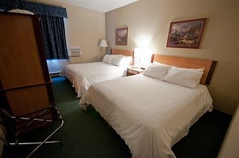 CANAD INNS DESTINATION CENTRE WINDSOR PARK photo 2