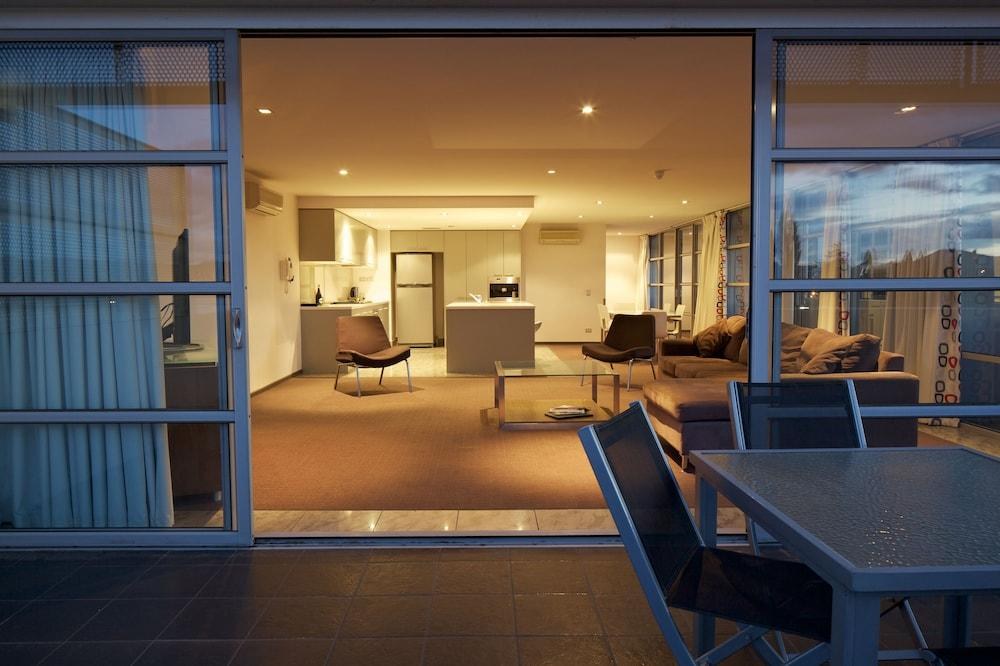 ZERO DAVEY BOUTIQUE APARTMENT photo 4