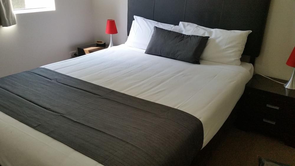 Ramada Encore by Wyndham Whale Cove Hervey Bay photo 2