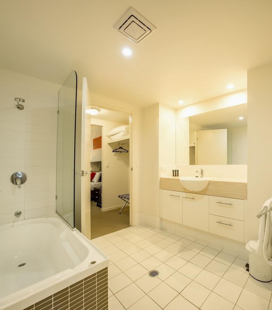 Ramada Encore by Wyndham Whale Cove Hervey Bay photo 3