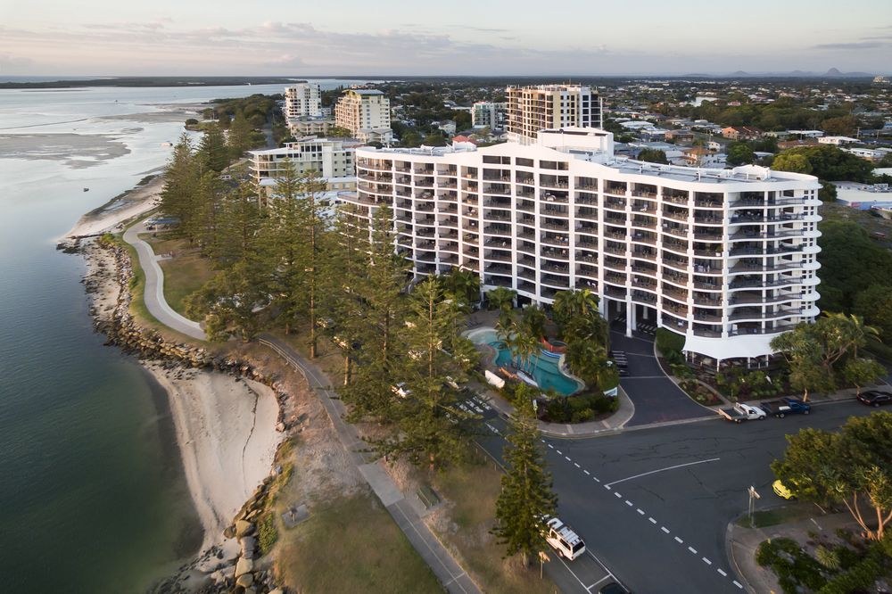 Ramada Resort by Wyndham Golden Beach photo 1