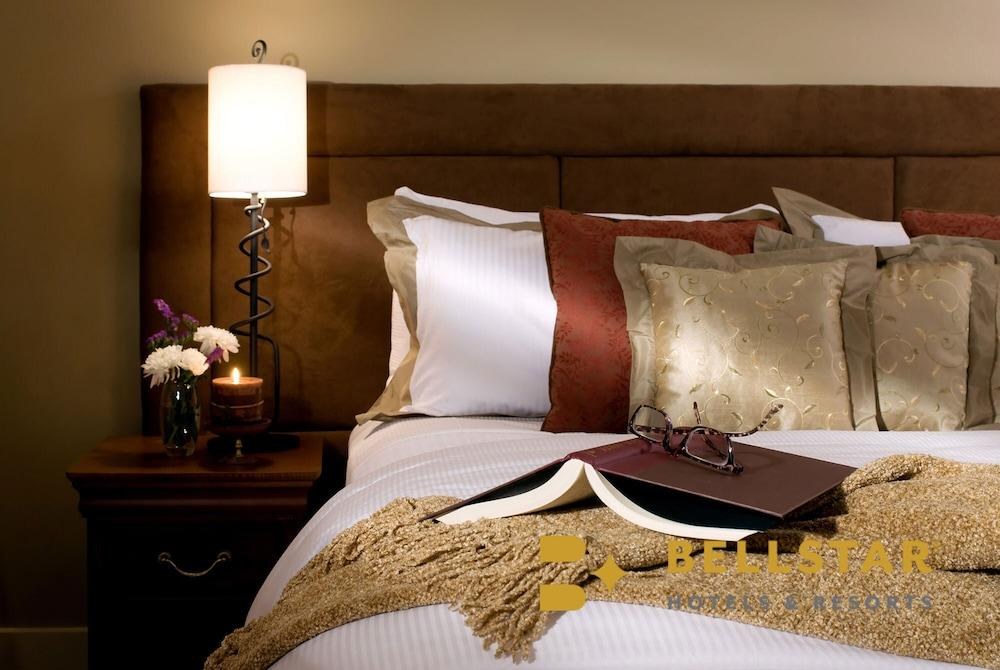 SOLARA RESORT AND SPA photo 1