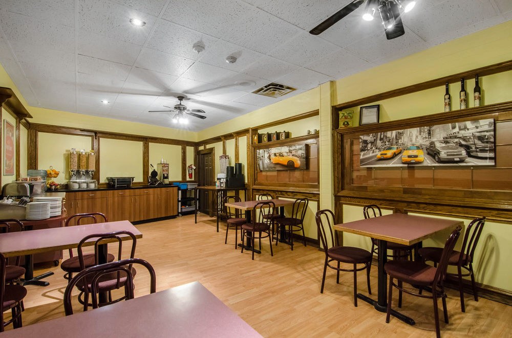 Travelodge by Wyndham Fort St John photo 1