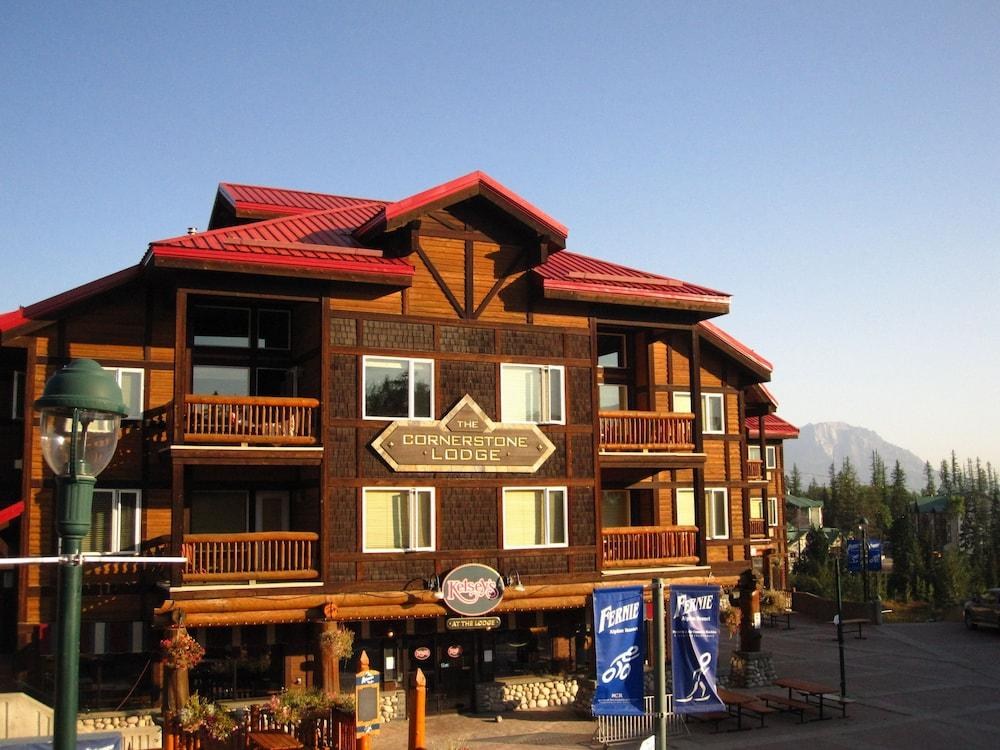 CORNERSTONE LODGE AT FERNIE ALPINE RESORT photo 2