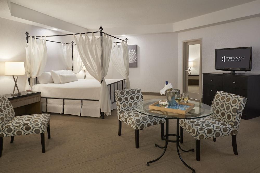 White Oaks Resort & Spa photo 2