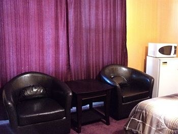Bay Motel photo 1