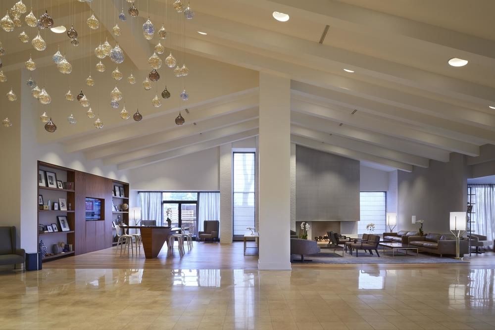 HILTON MISSISSAUGA/MEADOWVALE