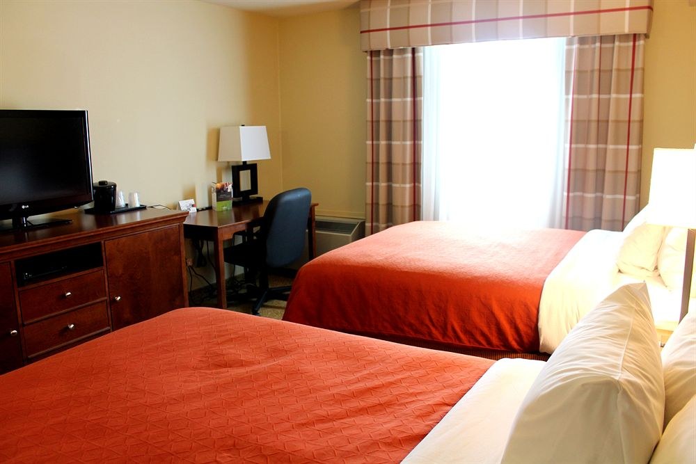 COUNTRY INN & SUITES BY RADISSON, WINNIPEG, MB