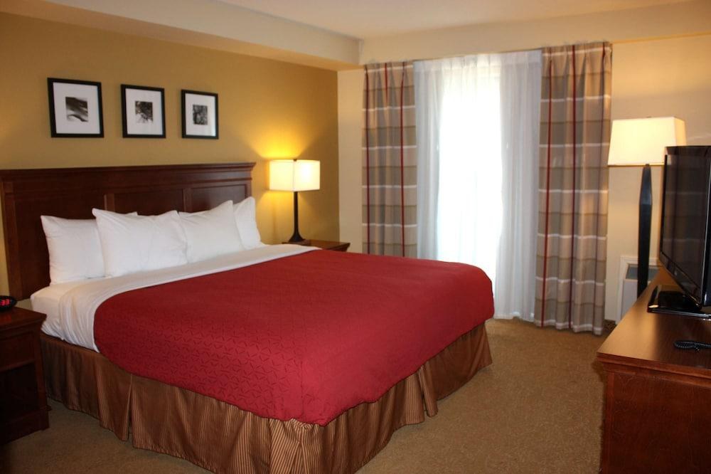 COUNTRY INN & SUITES BY RADISSON, WINNIPEG, MB photo 2