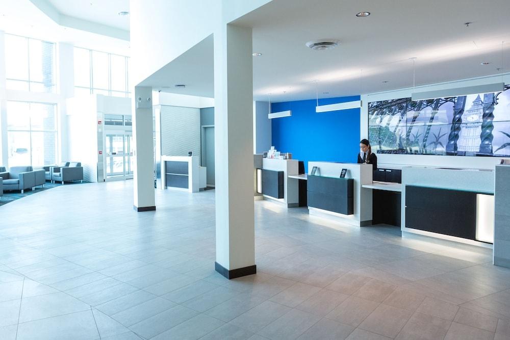 THE GRAND WINNIPEG AIRPORT HOTEL photo 3