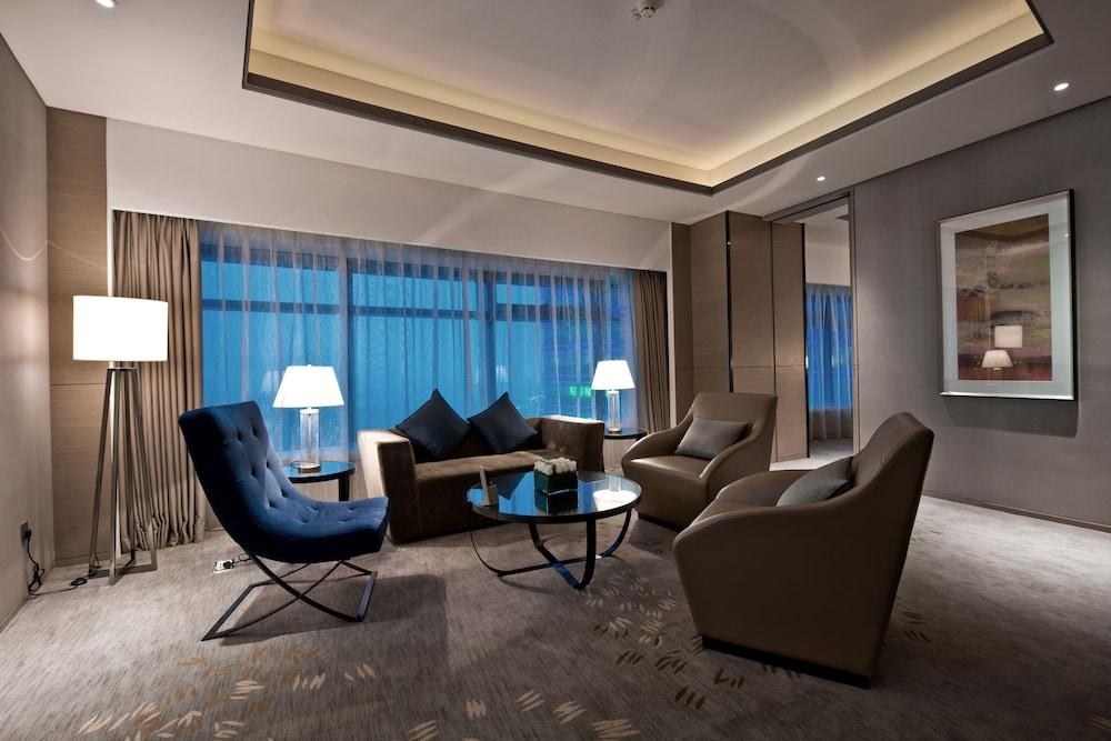 PULLMAN SHANGHAI SOUTH photo 2
