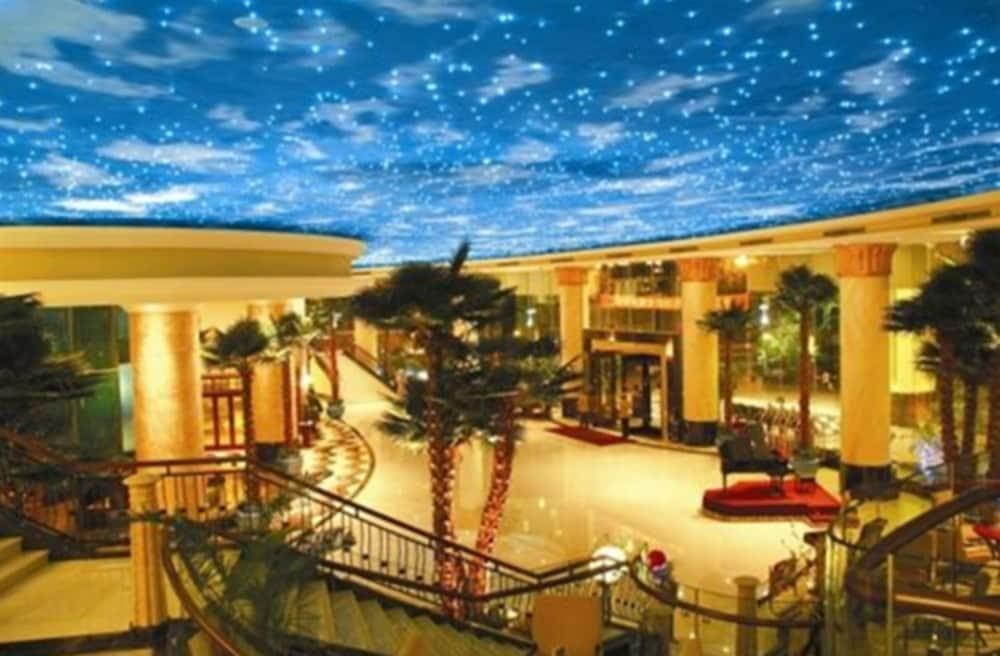 ROYAL MARINA PLAZA photo 3