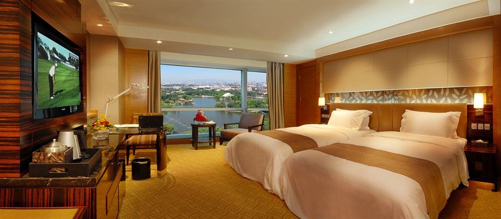 Lake View Hotel photo 3
