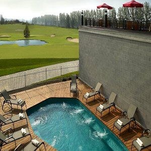 DOUBLETREE BY HILTON QUEBEC RESORT photo 2