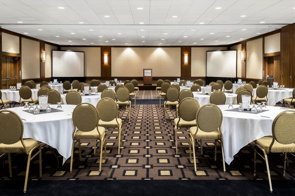 FOUR POINTS BY SHERATON TORONTO AIRPORT photo 1