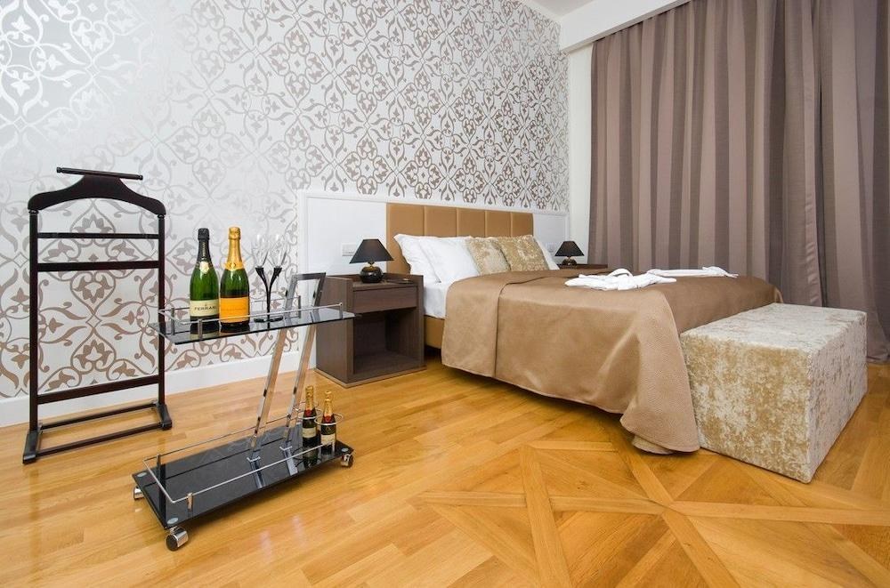 DEMINKA PALACE photo 4