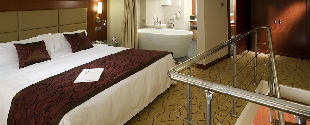ARIVA WEST HOTEL & SERVICED APARTMENT photo 3