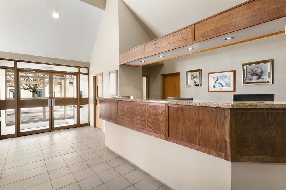 Travelodge by Wyndham Brockville photo 1