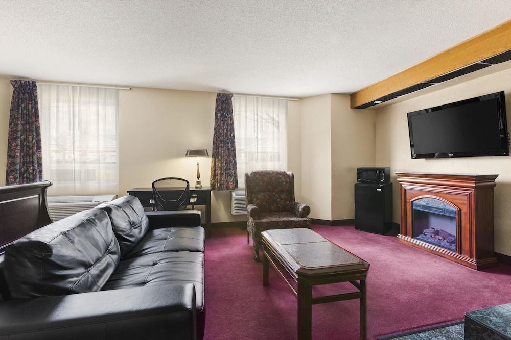 Travelodge by Wyndham Brockville photo 2