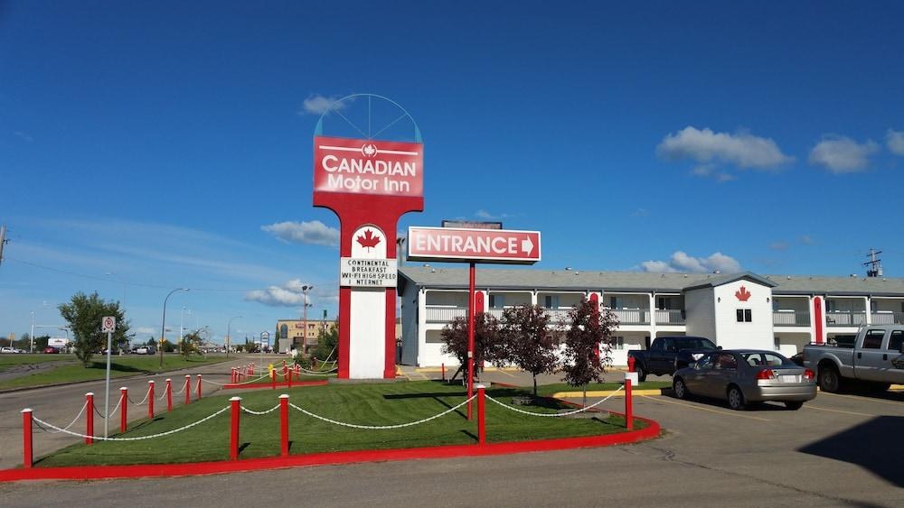 CANADIAN MOTOR INN photo 4