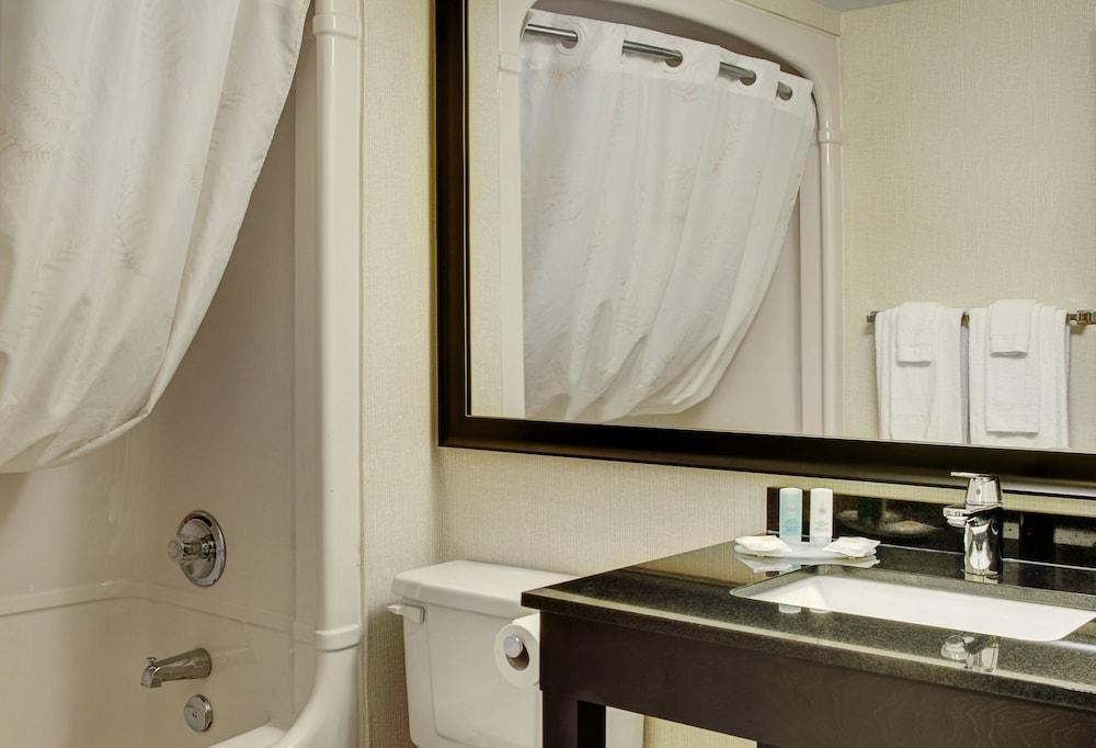 COMFORT INN OTTAWA EAST photo 2