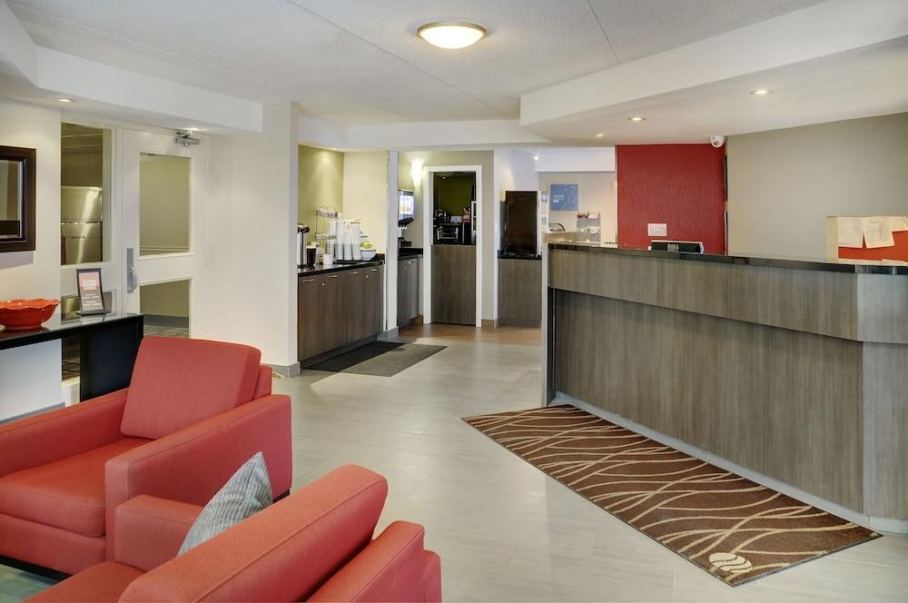 COMFORT INN OTTAWA EAST photo 3