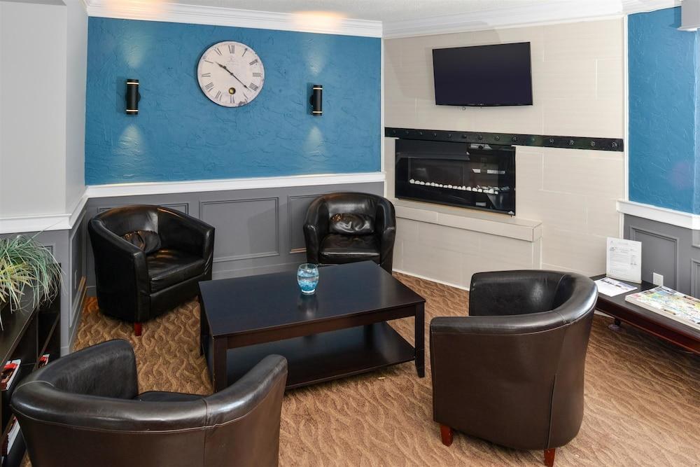 CANADAS BEST VALUE INN photo 2