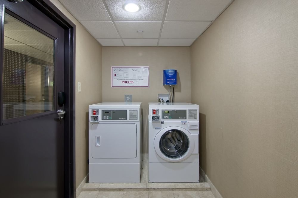 HOLIDAY INN HOTEL & SUITES ST. CATHARINES CONFERENCE CENTER