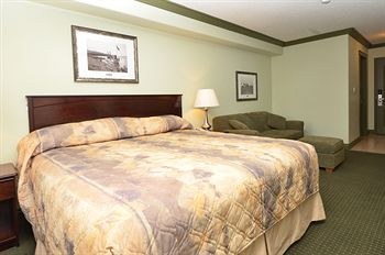BIG LAKE INN photo 2