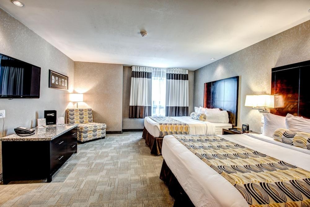 HOME INN & SUITES YORKTON photo 2